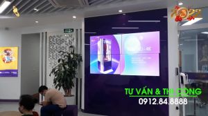 Led D&Q VietNam Thi Công 4 màn hình ghép 55" cho Ngân hàng TPBabnk CN Hà Đông