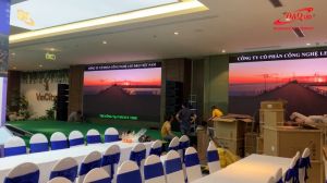 ✔D&Q VietNam Thi Công 2 màn hình Led fullcolor 150inch cabin LED P1.87 nhôm đúc | VinCity Time