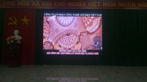 Huyện Ủy Đinh Văn, Lâm Hà, Lâm Đồng đã lắp đặt màn hình LED P2.5 trong hội trường.