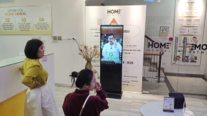 Home Dental - Nha Khoa Đức  30  Triệu Việt Vương | Lắp 2 LCD 43 inch Wifi Chân Đứng Chạy quảng cáo