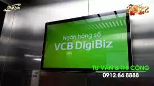 Lắp đặt 4 màn hình quảng cáo cỡ nhỏ 22" trong tháng máy cho Ngân hàng Agribank Cn TP. Hải Dương.
