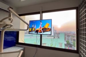 Phòng Khám Đồng Nhân - 22 Hoàng Sa Quảng Nam | Lắp đặt 12 LCD 43 inch Wifi quảng cáo từ xa