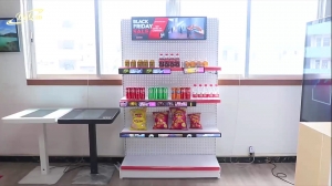 Lắp đặt LCD Quảng Cáo / LCD cảm ứng Nhỏ và Dài cho Quầy tủ Kệ tại siêu thị, Gian hàng trung bày sản phẩm.