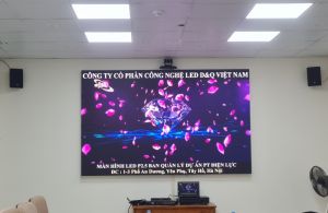 ban quan ly du an phat trien dien luc lap dat man hinh led p2 5 trong nha id2409