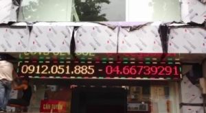 bien led quang cao chu chay ngoai troi