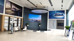 byd long bien byd ha noi dq lap 20m2 man hinh led cong module deo p2 thinkstv tai showroom moi id2638