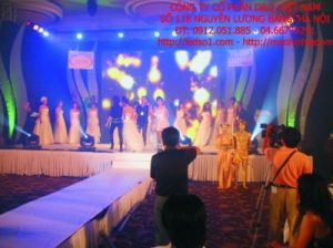 cabin man hinh led 65536 mau p475mm indoor id669