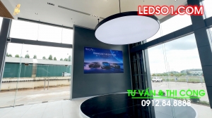 chi nhanh auto byd ev bac giang dq lap man hinh led p2 giua khong gian showroom id2635