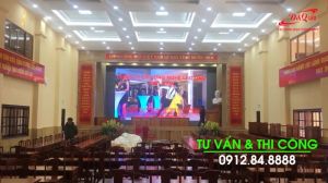 led dq vietnam thi cong man hinh led p3 cho ubnd tinh lam dong