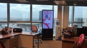 man hinh lcd quang cao tai tru so cong ty tnhh bao hiem prudential viet nam id2028