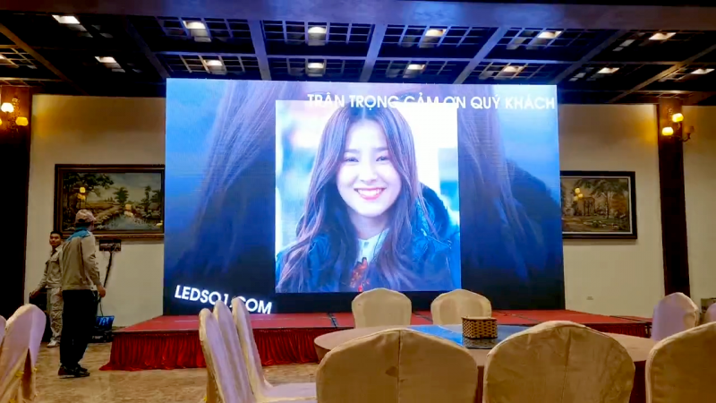 man hinh led chua bai dinh 2023 cdt cty xuan truong led dq cho thue 20m2 man thu 2 cabin led p3 91