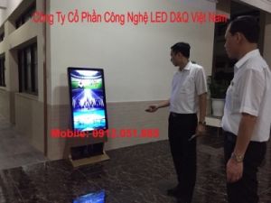 man hinh quang cao lg danh giay lap dat tai truong dai hoc hang hai id1371