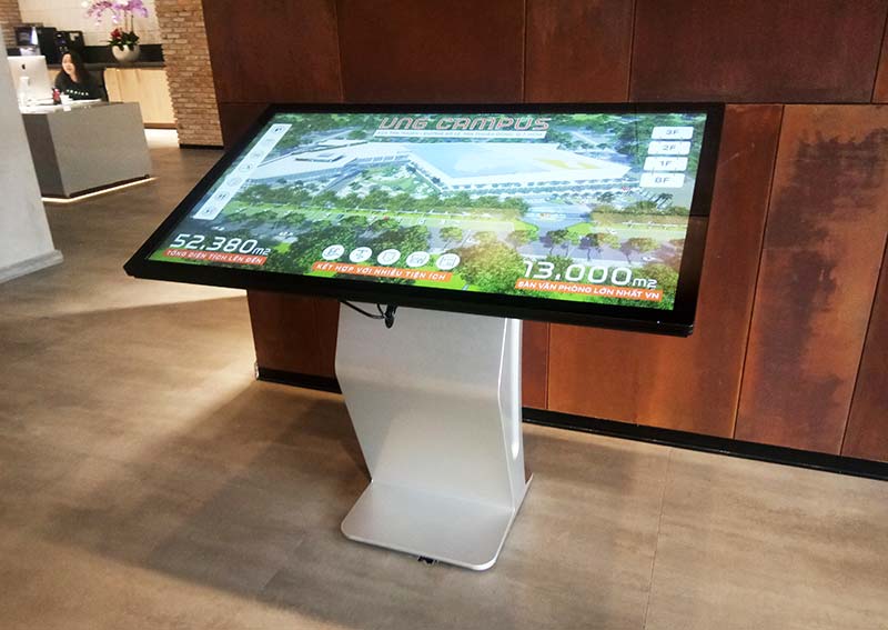 Màn Hình Quảng Cáo LCD Chân Nghiêng 55