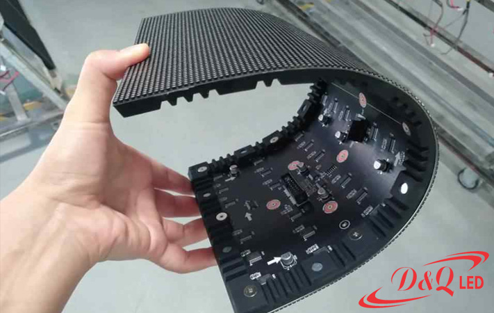 Màn hình LED cong 2 module-led-cong