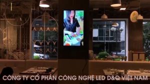 sang ca quan khi lap lcd quang cao 43 inch thay standee hoang dao thuy hn id2291