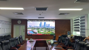 tru so ubnd quan long bien lap man hinh led p2 moi tai phong hop tai tang 2 toa chinh id2630