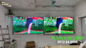 So Sánh Màn hình Ghép và Màn Hình LED P1.87 đặt cạnh nhau