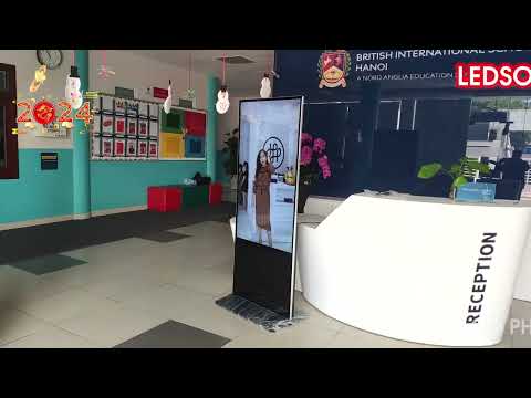 Trường Quốc tế Anh Hà Nội - British International School Hanoi | Lắp 1 màn hình LCD 55 inch đứng.