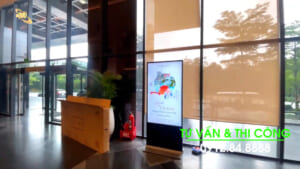 Lynn Times Thanh Thủy | Lắp đặt gói thầu 9 màn hình LCD quảng cáo 65inch wifi trong khu nghỉ dưỡng.