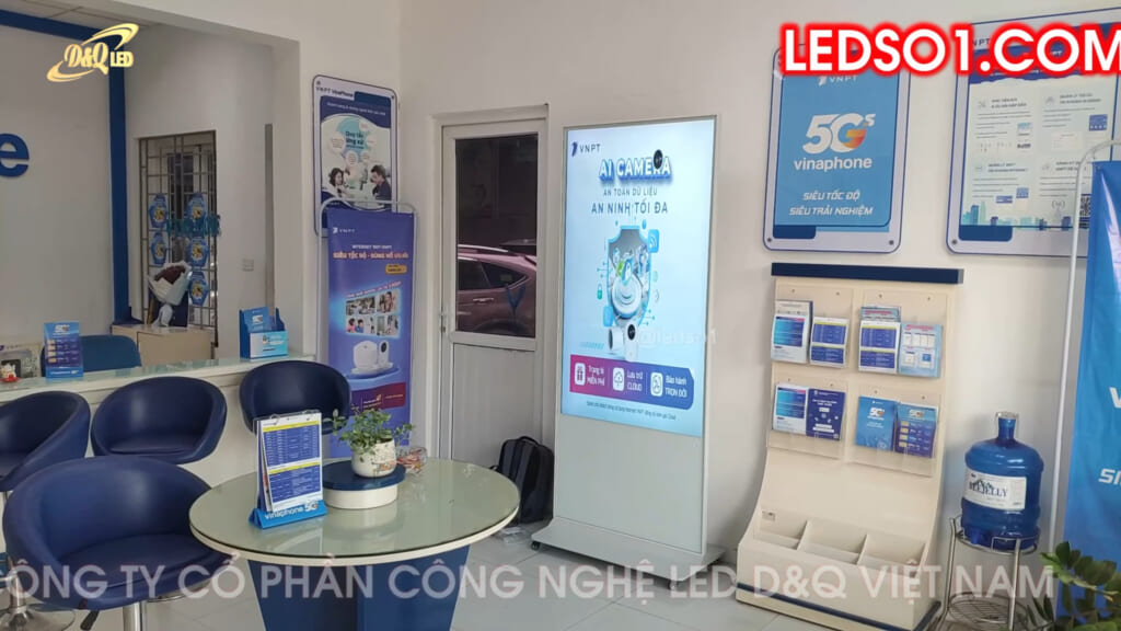 VNPT Sơn Tây, Hà Nội | D&Q trúng thầu và lắp màn hình quảng cáo LCD 55inch-65inch trên Toàn quốc