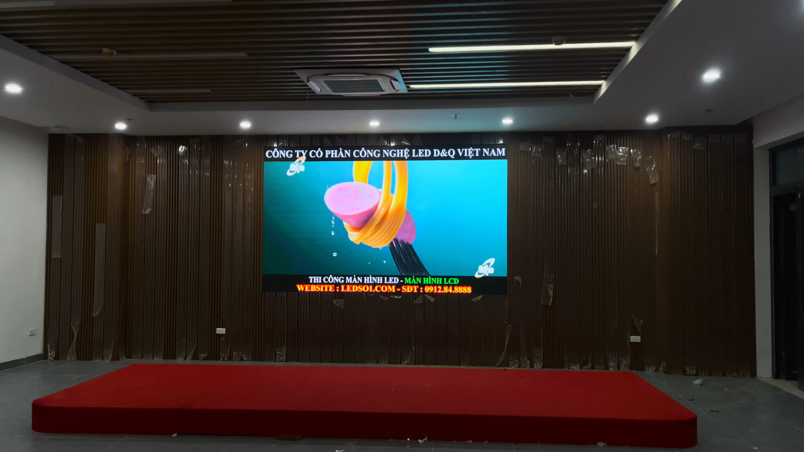 Văn phòng Công ty Thép Việt Nhật | DQ lắp đặt dự án thầu màn hình LED P2 phòng Hội trường – Hội thảo