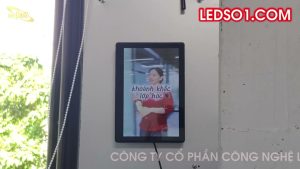 Cty DQ cung cấp và lắp đặt màn hình quảng cáo LCD treo dọc 12-14inch trên Toàn quốc, giá tốt nhất VN